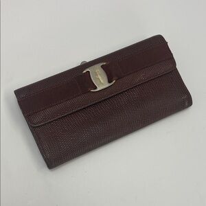 Salvatore Ferragamo Vara Bow Long Wallet Brown Lizard Embossed Leather Classic